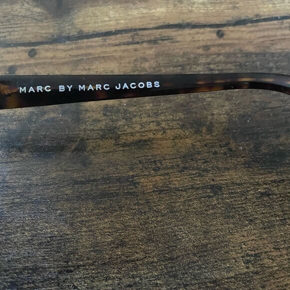 Marc by Marc Jacobs Oversized Aviator Woman Sunglasses MMJ 002/S/ Discontinue￼ - Picture 2 of 7